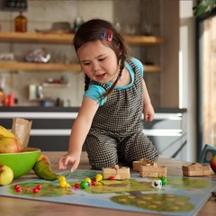 Orchard Game – A Classic Cooperative Introduction to Board Games for Ages 3 a…