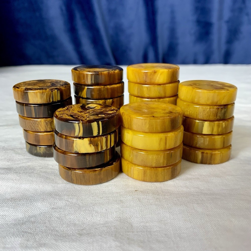 30pc Vtg Bakelite Backgammon Set Chocolate Butterscotch Swirl Tested Round Edges