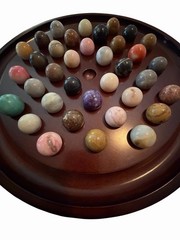 Vintage The Bombay Company Wood Solitaire Game 36 Heavy Marbles 1994 Luxury Set