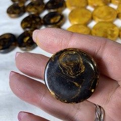 30pc Vtg Bakelite Backgammon Set Chocolate Butterscotch Swirl Tested Round Edges