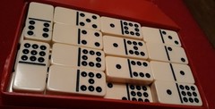Vintage Domino By Cardinal 55 Pieces 3/8″ Thick DOUBLE NINE Red Vinyl Case AS SH