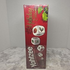 Yahtzee Holiday Edition Christmas Family Dice Game Hasbro USAopoly New Sealed
