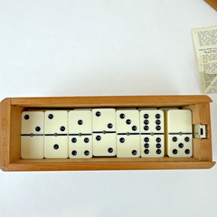 Vintage Cribbage Dominoes Game Set Double 6 Metal Dot Wood Box Japan