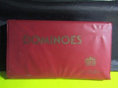 Pavilion Vintage Six Domino Set 28 Tiles White Black Pips Red Vinyl Snap Case