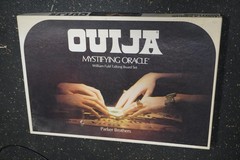 William Fuld Ouija Board Mystifying Oracle Game 1972 Parker Brothers Nice