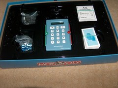 2007 Monopoly Electronic Banking game with Credit And Debit Cards TOKENS