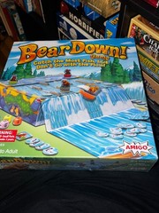 Bear Down! Board game by Amigo games – push your luck game ages 6+. 2-4 players