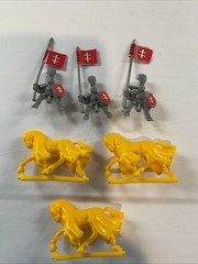 Warhammer Fantasy Battle Masters Board Game 3x Imperial Knights – Yellow