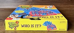 Looney Tunes Who Is It Kids Game Pressman 2010 New