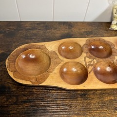 VINTAGE HAND MADE WOODEN PHILIPPINES MANCALA GAME BOARD FLORAL DESIGN W/ SHELLS