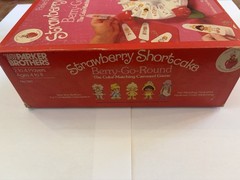 VTG 1981 Strawberry Shortcake Berry-Go-Round Board Game Parker Bros Complete Box