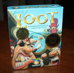 Loot the Plundering Pirate Card Game – Gamewright 2005