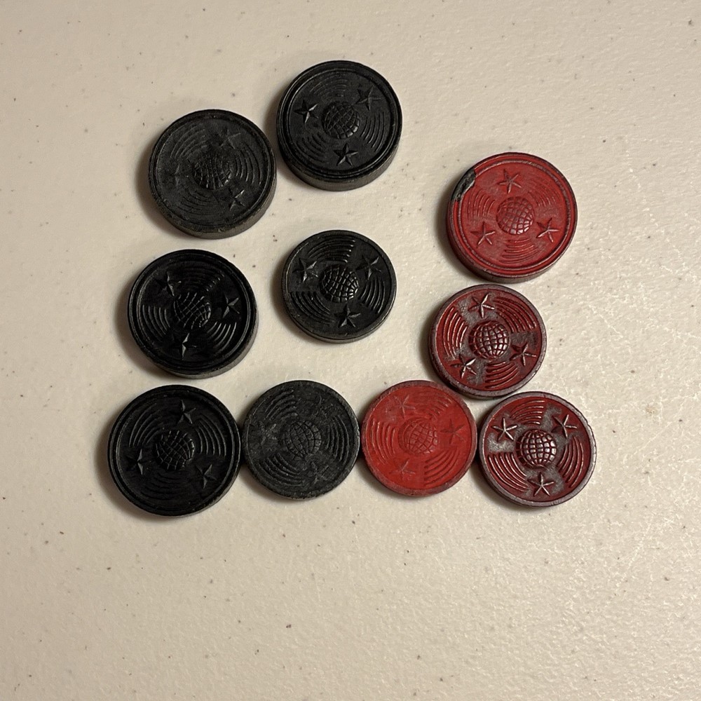 Lot Vintage Random Wood Checkers 6 BLACK 4 RED