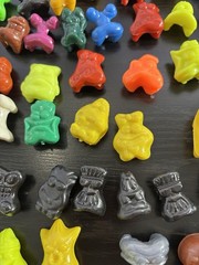 Gogo’s Crazy Bones Lot of 61 Neon Mixed Series Black White Glitter 57 10 37 18