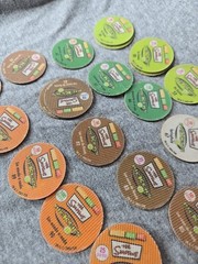 The Simpsons Pickers Lot Of 102 Pogs Tazos Magic Box 2005 Espanol / Ingles