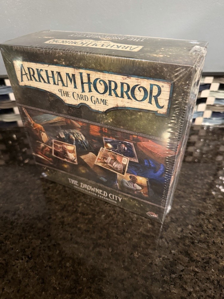 Arkham Horror: The Card Game – The Drowned City Investigator Expansion