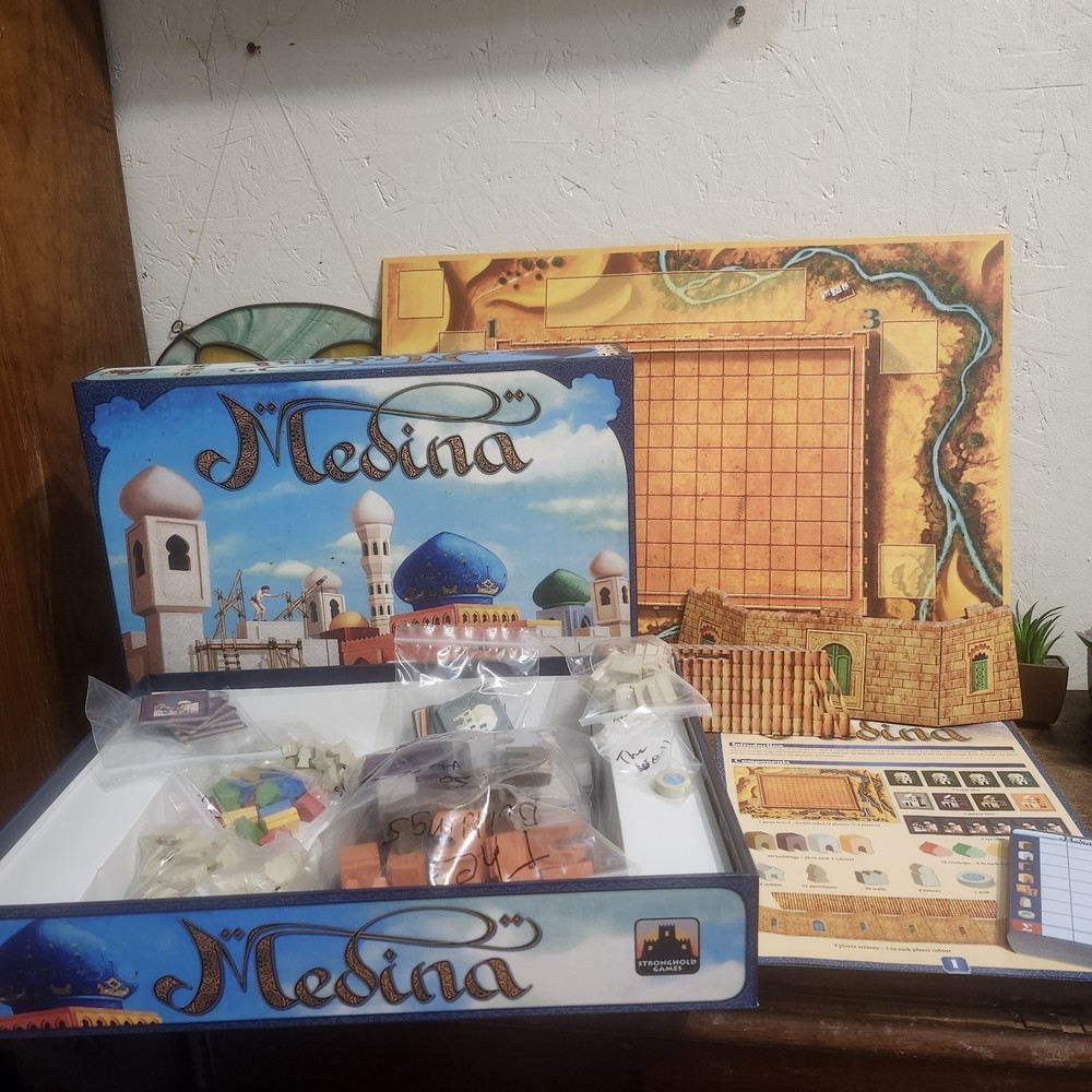 Medina Stronghold Games New Edition Board Game Complete 2014 Pre-owned