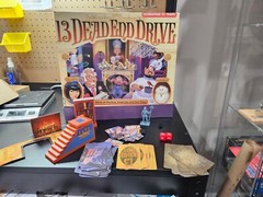 Winning Moves 13 Dead End Drive Mystery, Suspicion and Foul Board Game