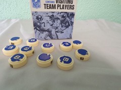 Vintage 1967 Ideal NFL All Pro Football Board Game Visiting Team Player Pieces