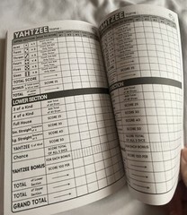 Yahtzee Score Pad Book – 750 Score Games in a 6×9 pad size 