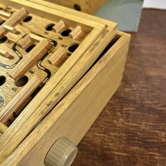 VIintage 1987 Pavilion Geoffrey All Wood Labyrinth Board Game – NO Metal Balls.