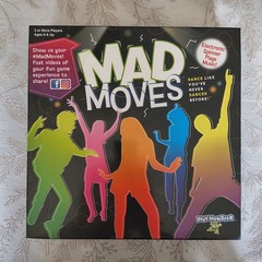 MAD MOVES GAME PLAY MONSTER DANCE LIKE YOU HAVE NEVER DANCED BEFORE Sealed Cards
