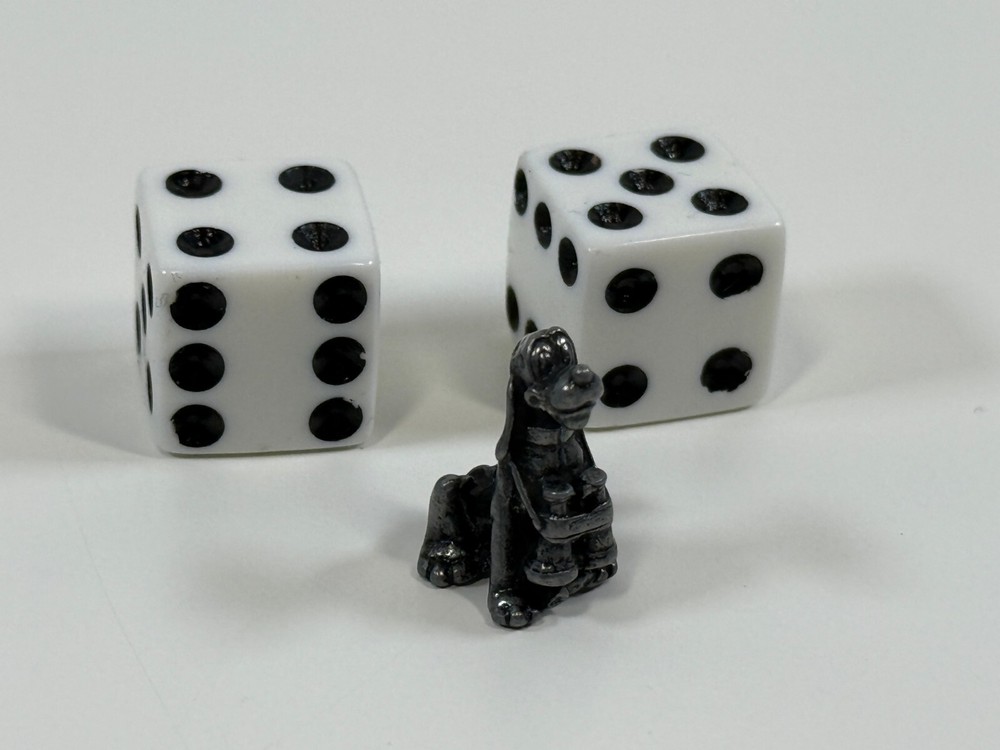 Monopoly Disney Vacation Club Edition Pluto Piece and Dice Only