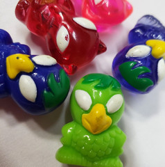 Gogos Crazy Bones Aliens Lot of 17 Vintage Glow In The Dark Glowing Eyes Go Go
