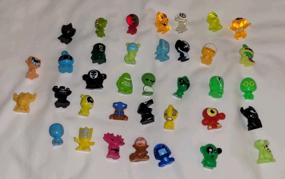 Lot 36 Gogo’s Crazy Bones Various Colors & Series – Satori – Translucent, Used