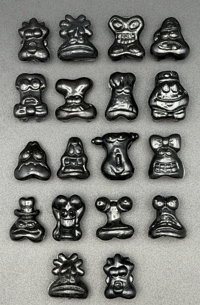 Lot of 18 Black Classic Gogo’s Crazy Bones Series 1 Figures Mixed Characters
