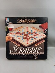 Scrabble Deluxe Edition 1989 Rotating Turntable COMPLETE #4034 Mahogany Tiles