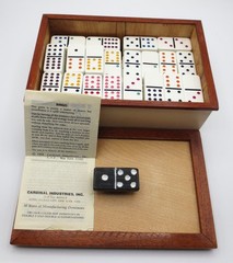 CARDINAL IND. DOMINOES MEXICAN TRAIN w/INSTRUCTIONS in HANDCRAFTED WOOD BOX