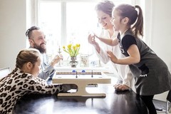 Klask: The Engaging Magnetic Game of Skill for Kids & Adults – Portable Fun!