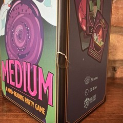 Medium A Mind Reading Party Game by Greater Than Games New in Box Ages 14+