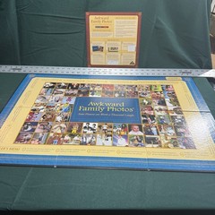Awkward Family Photos Board Game Teen-Adult 4-6 Players Family and Party