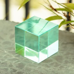 QFkris K9 Crystal Optical 1.5 inches x x inches, Sky Blue