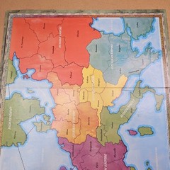 1990 Risk & Castle Risk Parker Brothers – Incomplete Set for Parts/Repair