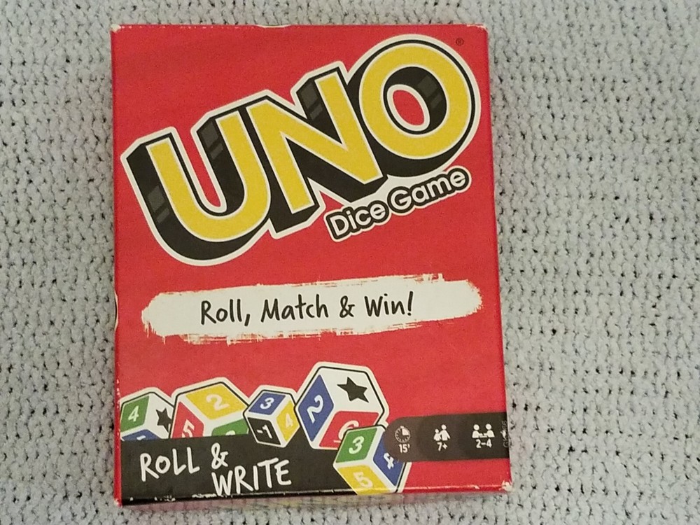 UNO Dice Game Roll & Write Mattel