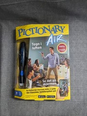 Pictionary Air Drawing Game TOTY 2020 Winner Family Fun New Sealed
