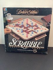 Scrabble Deluxe Edition 1989 MB No. 4034 Red Tiles Rotating Turntable Board Game