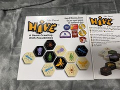 HIVE BOARD GAME BY JOHN YIANNI SMART ZONE GAMES – COMPLETE + TRAVEL BAG GEN42