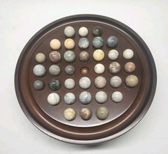 VTG The Bombay Company 1994 Wood Solitaire Game Board 13.5″ w/ 36 Stone Marbles