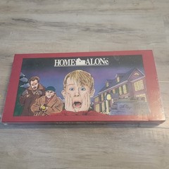 Vintage 1990s Complete Home Alone Board Game Brand New Sealed