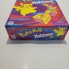 Pokemon Yahtzee Jr Vintage 1999 Milton Bradley Hasbro Nintendo Gotta Catch Em