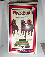 1970s TUDOR Photo Finish Horse Track Racing Board Game Fun Parlor Party Game