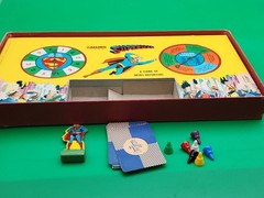 Vintage Calling Superman News Reporting Board Game Daily Planet Transogram 1954