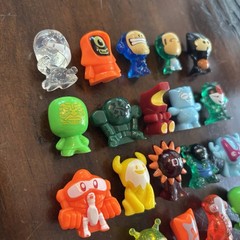 Lot of 20 Series 2 EVOLUTION Gogos Crazy Bones gogo’s