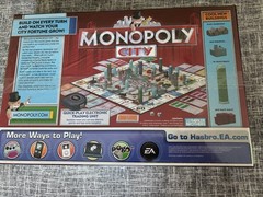 Monopoly City 3D Buildings Board Game Hasbro 2009 Sealed New