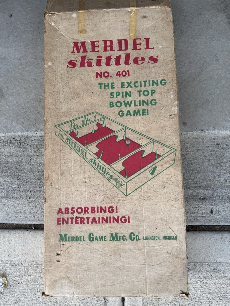 VTG Merdel Skittles No. 401 Spin Top Bowling Game 9-RED Pins BOX