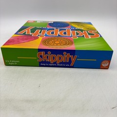 Skippity Game COMPLETE MindWare 2010 Checkers Draughts Multi Color